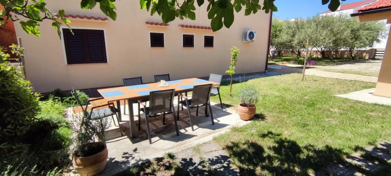 Apartmani Lavanda Vrsi Exterior foto