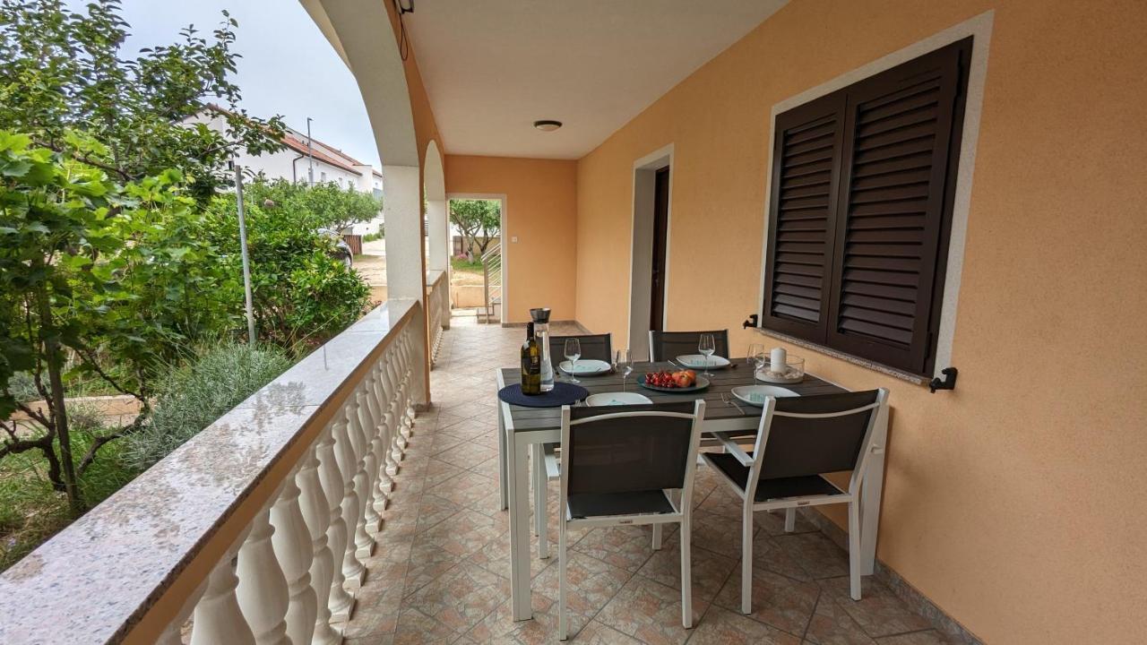 Apartmani Lavanda Vrsi Exterior foto